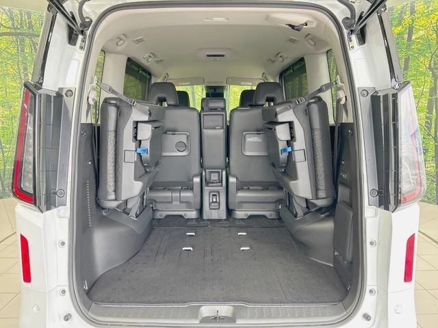 NISSAN SERENA  WG 2024 Image 31