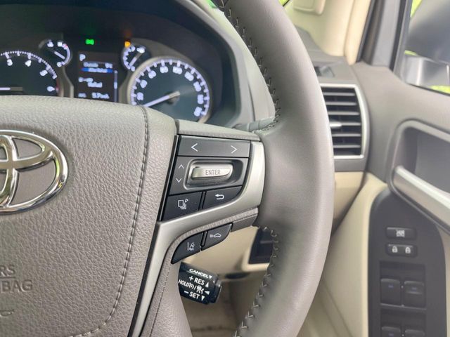 TOYOTA LANDCRUISER PRADO 2023 Image 31