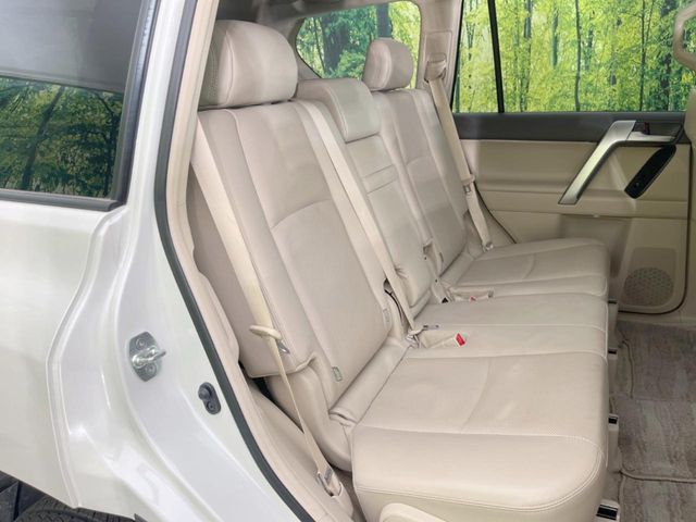 TOYOTA LANDCRUISER PRADO 2023 Image 31