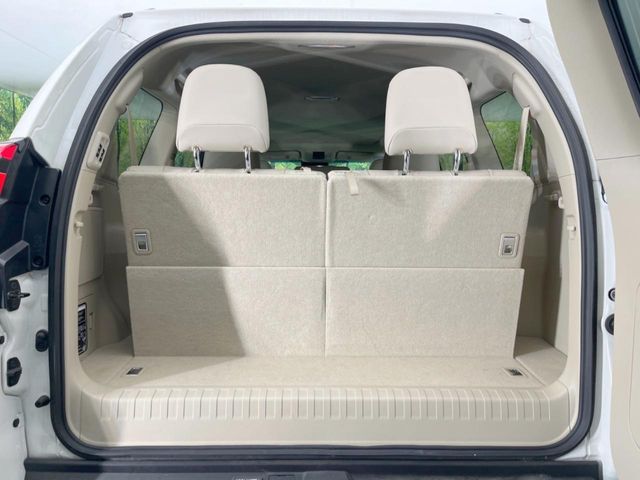 TOYOTA LANDCRUISER PRADO 2023 Image 31