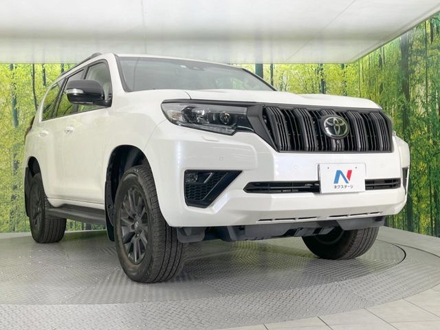 TOYOTA LANDCRUISER PRADO 2023 Image 31