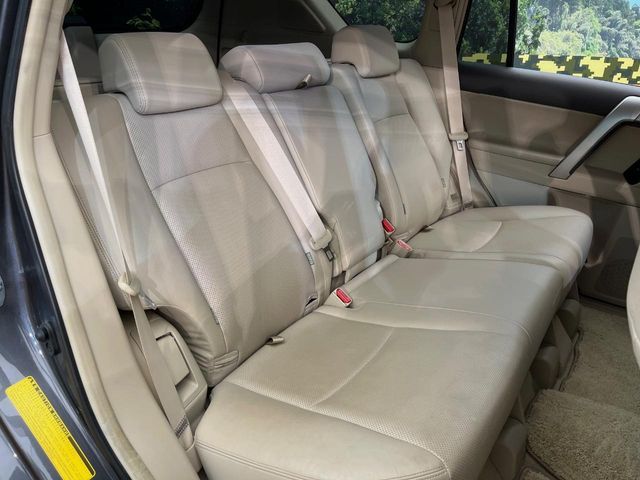 TOYOTA LANDCRUISER PRADO 2017 Image 31