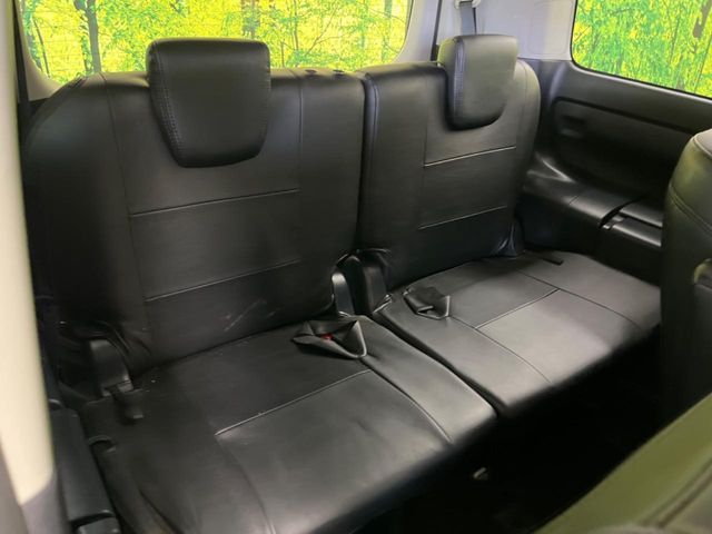 TOYOTA VOXY 2015 Image 31