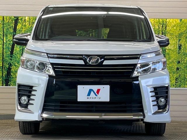 TOYOTA VOXY 2015 Image 31