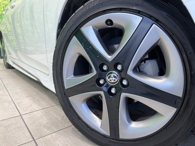 TOYOTA PRIUS 2019 Image 31