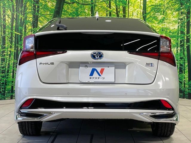 TOYOTA PRIUS 2019 Image 31