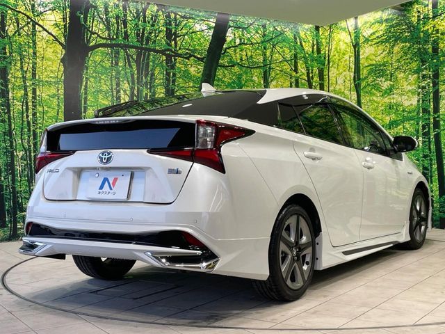 TOYOTA PRIUS 2019 Image 31