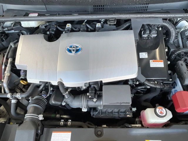 TOYOTA PRIUS 2019 Image 31