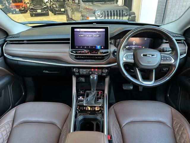 JEEP COMMANDER 2023 Image 31