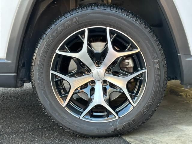 JEEP COMMANDER 2023 Image 31