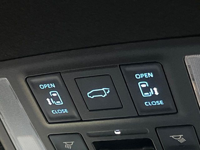 TOYOTA VOXY HYBRID 2026 Image 31