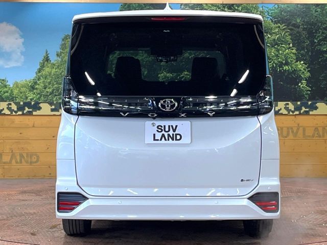 TOYOTA VOXY HYBRID 2026 Image 31