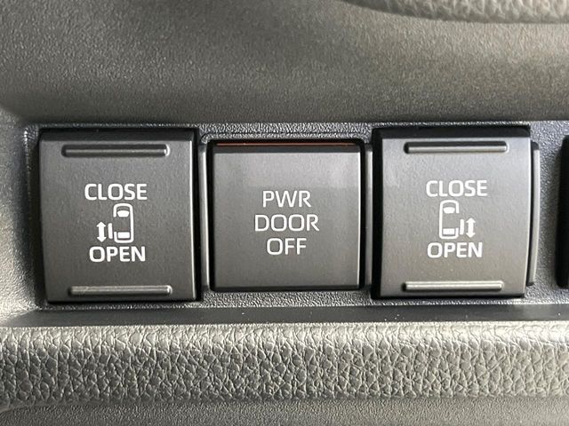 TOYOTA SIENTA HYBRID 2025 Image 31