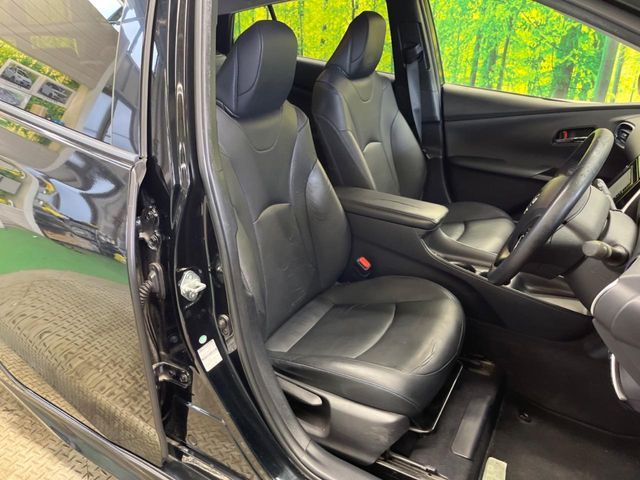 TOYOTA PRIUS 2017 Image 31