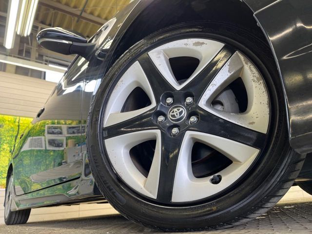 TOYOTA PRIUS 2017 Image 31