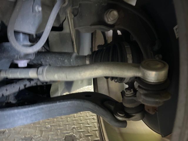 TOYOTA PRIUS 2017 Image 31