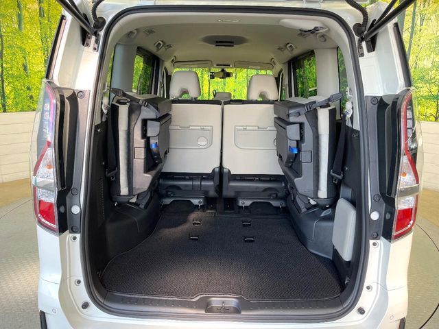 NISSAN SERENA  S-HYBRID 2021 Image 31