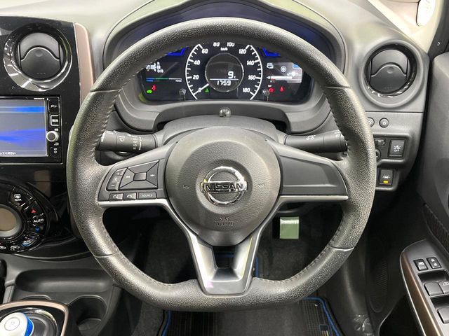 NISSAN NOTE 2016 Image 31