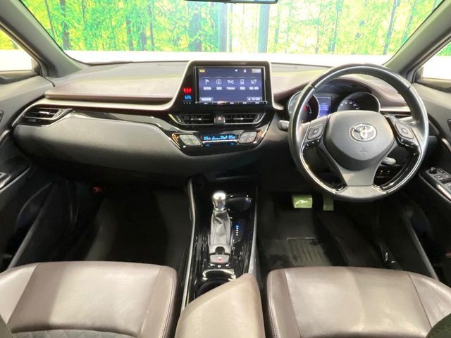 TOYOTA C-HR 2017 Image 31