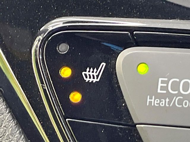 TOYOTA C-HR 2017 Image 31