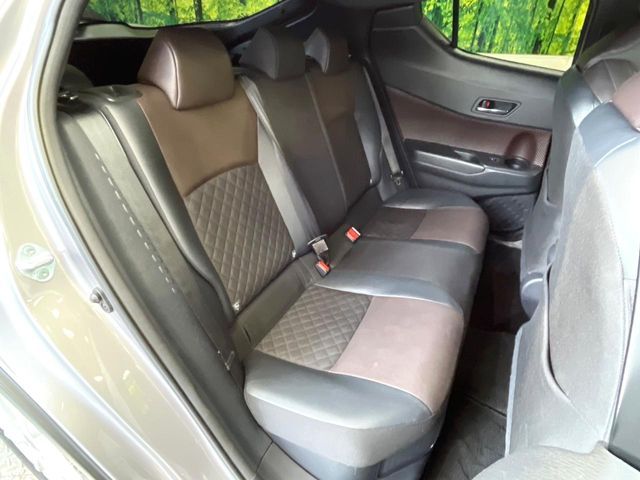 TOYOTA C-HR 2017 Image 31