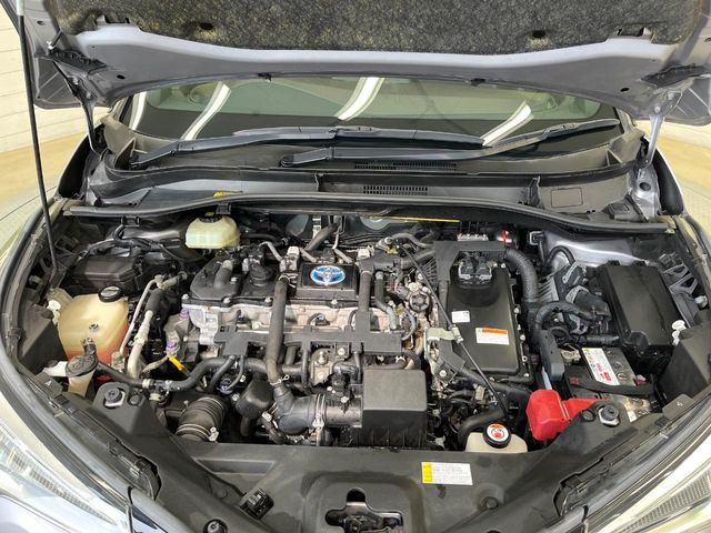 TOYOTA C-HR 2017 Image 31