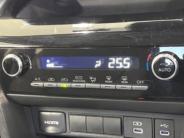 TOYOTA YARIS CROSS 2025 Image 31