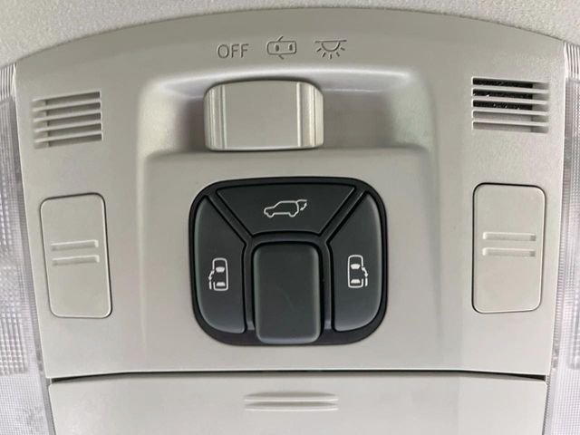 TOYOTA VELLFIRE 2014 Image 31