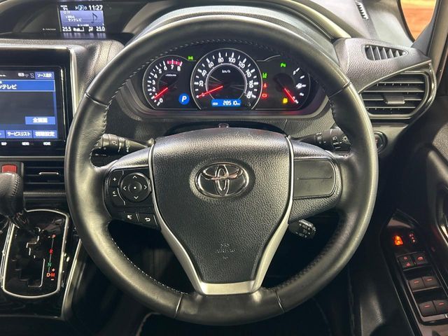 TOYOTA VOXY 2021 Image 31
