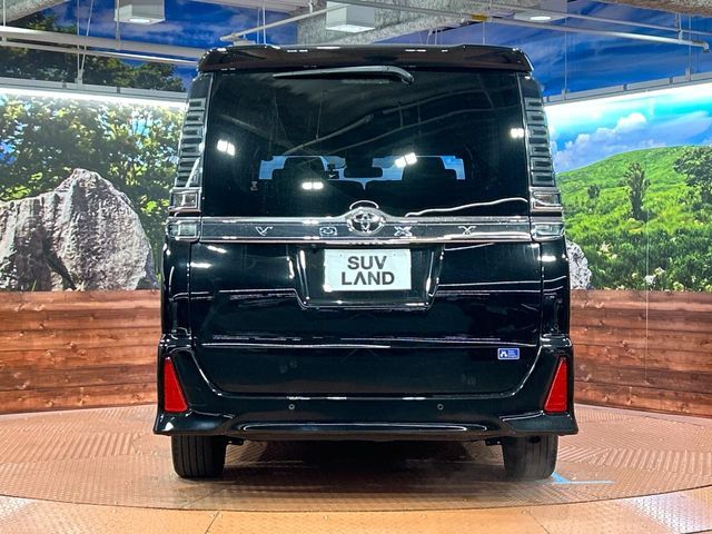 TOYOTA VOXY 2021 Image 31