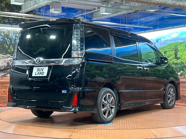 TOYOTA VOXY 2021 Image 31