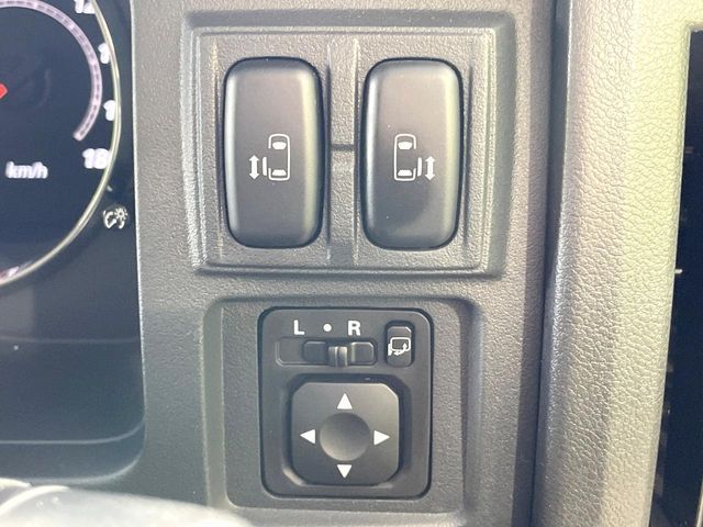 MITSUBISHI DELICA D:5 4WD 2017 Image 31