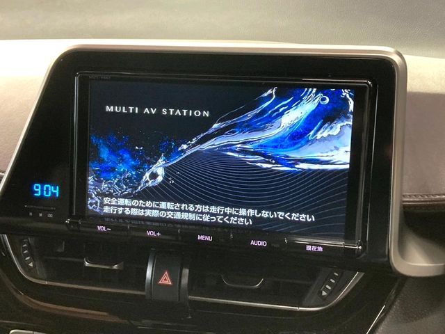 TOYOTA C-HR 2017 Image 31
