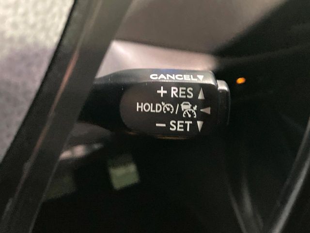 TOYOTA C-HR 2017 Image 31