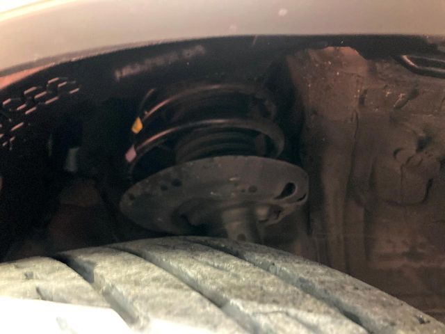 TOYOTA C-HR 2017 Image 31