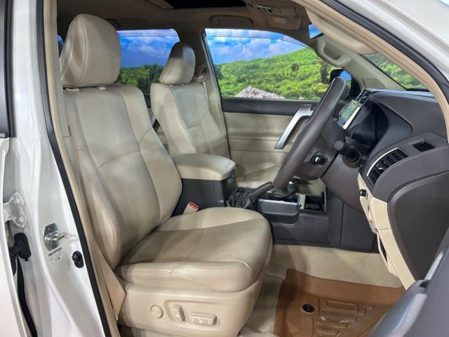 TOYOTA LANDCRUISER PRADO 2023 Image 31