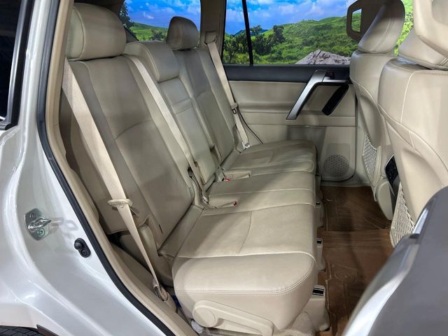 TOYOTA LANDCRUISER PRADO 2023 Image 31