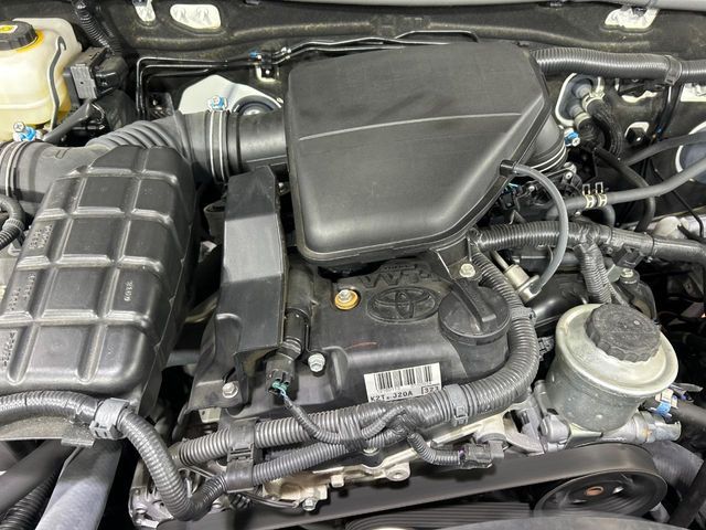 TOYOTA LANDCRUISER PRADO 2023 Image 31