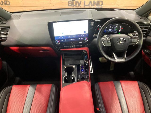 TOYOTA LEXUS NX450H+ AWD 2023 Image 31