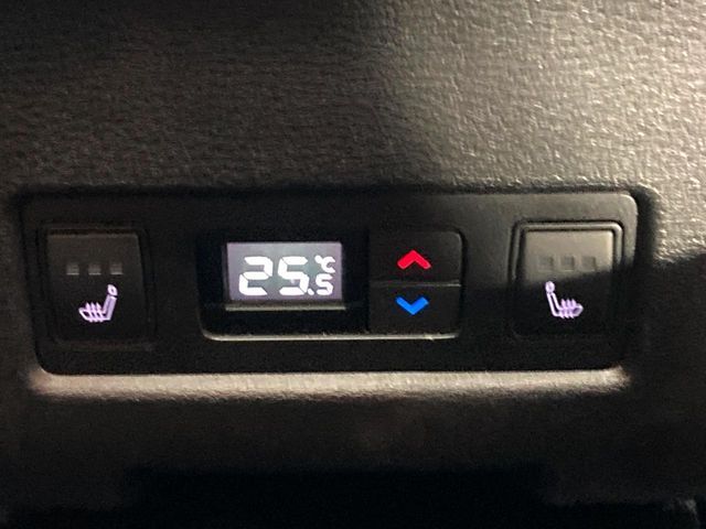 MITSUBISHI OUTLANDER PHEV 2023 Image 31