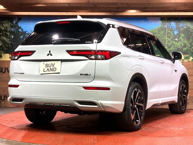 MITSUBISHI OUTLANDER PHEV 2023 Image 31