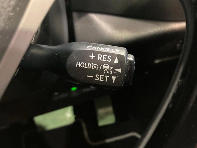 TOYOTA C-HR 2019 Image 31