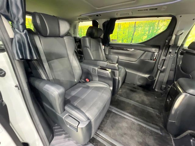 TOYOTA ALPHARD 2018 Image 31
