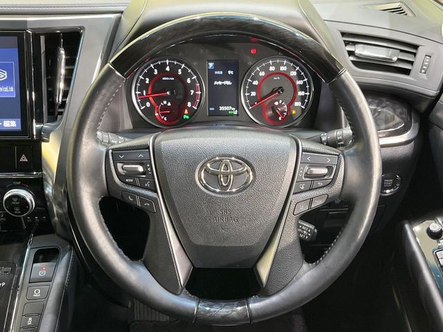 TOYOTA ALPHARD 2018 Image 31