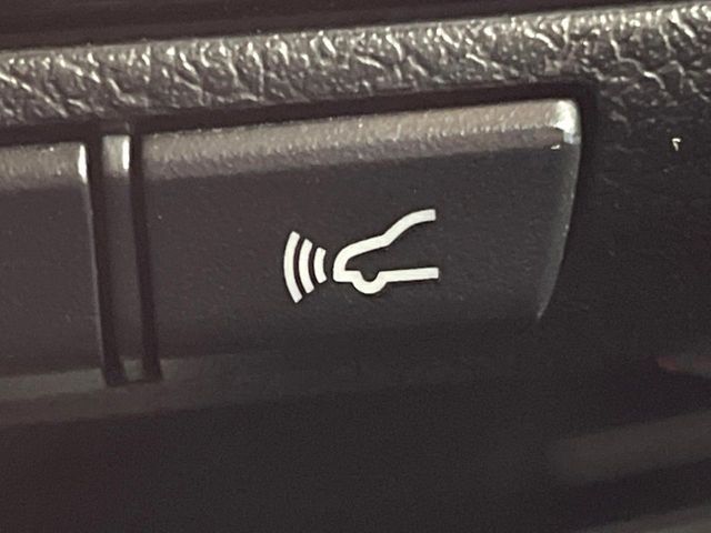 TOYOTA HILUX 4WD 2023 Image 31