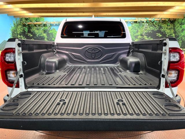 TOYOTA HILUX 4WD 2023 Image 31