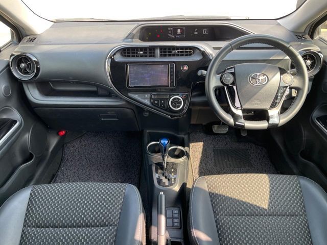 TOYOTA AQUA 2018 Image 31