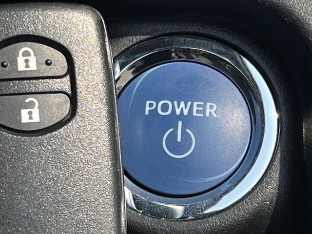 TOYOTA AQUA 2018 Image 31