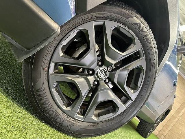 TOYOTA RAV4 HYBRID 4WD 2023 Image 31