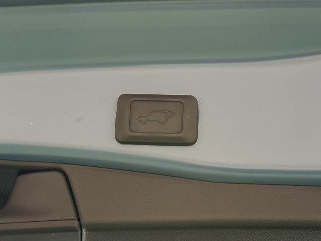 TOYOTA RAV4 HYBRID 4WD 2023 Image 31